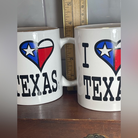 I Love TEXAS Set of Two Coffee Mugs - Picture 8 of 10